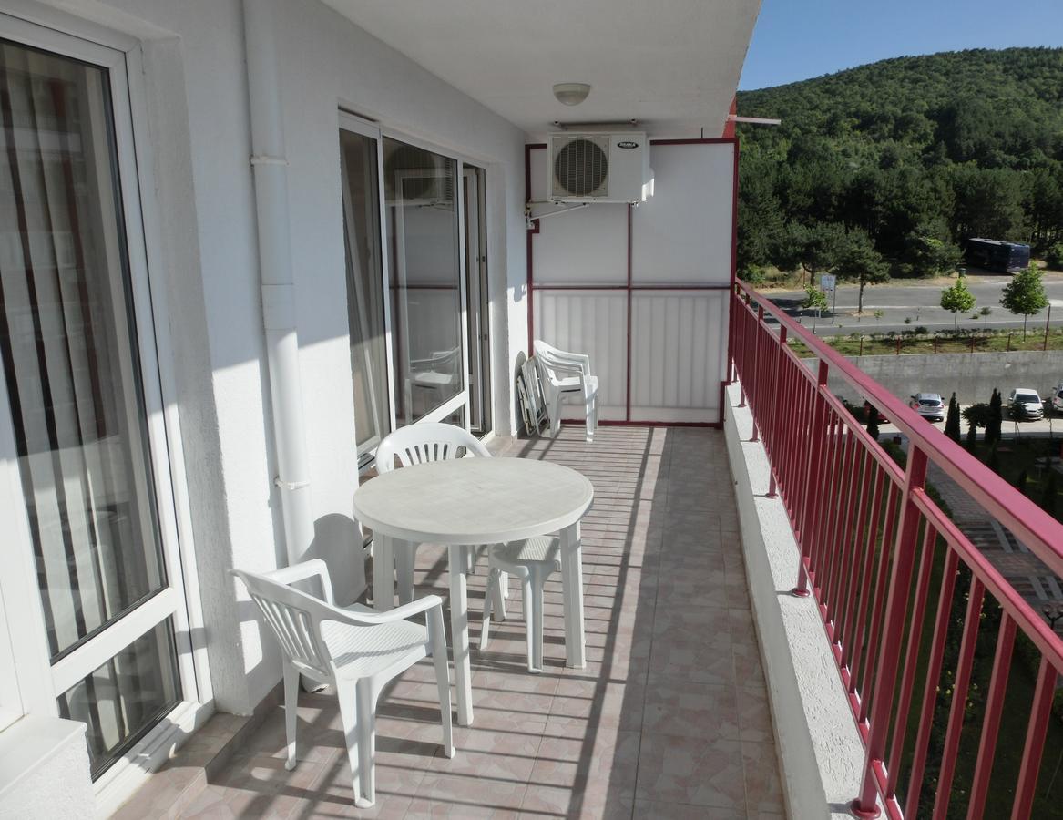 Sea View Apartment, Panorama, Pools And Beach, Свети-Влас Экстерьер фото